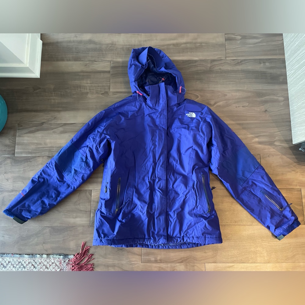 North Face Jacket L Summit Series Hyvent Alpha Primaloft - very good condition